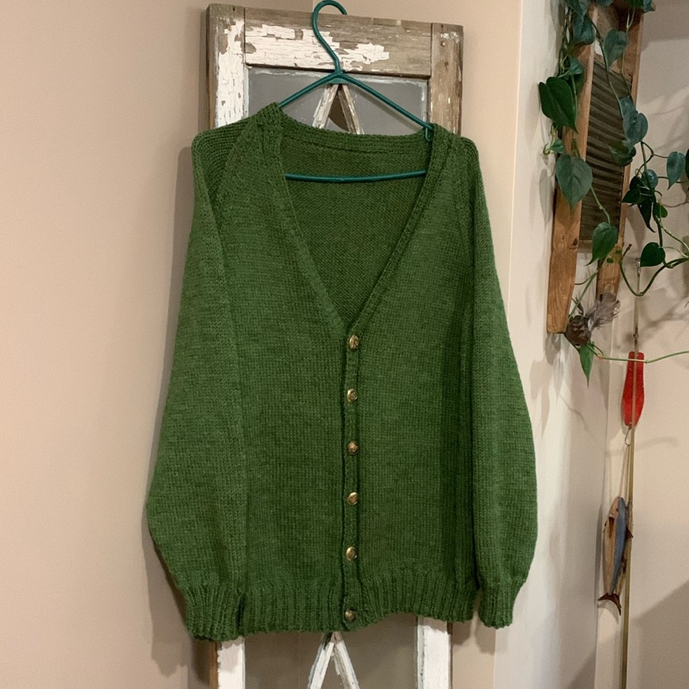 Hand Knit Sweater Womens  🧶😊